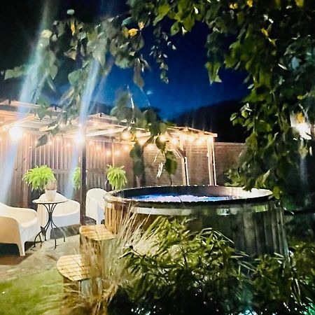 Domki I Apartamenty Caloroczne Koliber Władysławowo Exterior foto