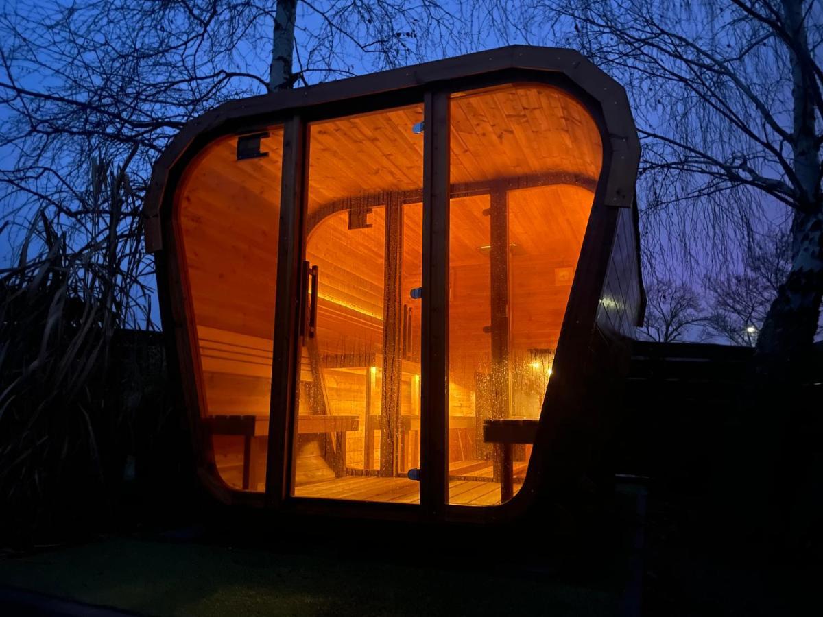 Domki I Apartamenty Caloroczne Koliber Władysławowo Exterior foto